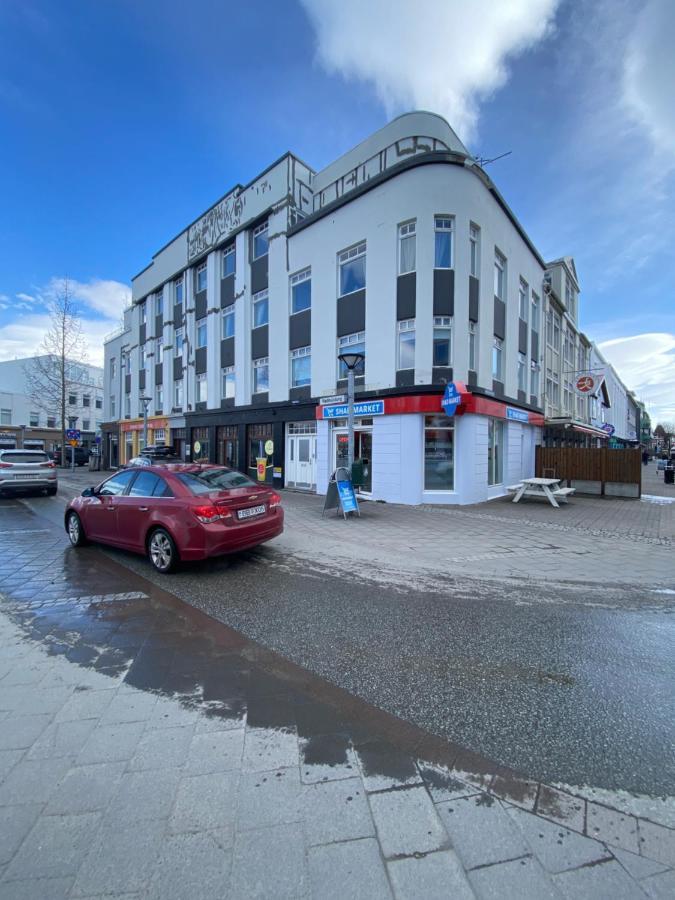 Day Dream Townhall Square Apartments Akureyri Exterior photo